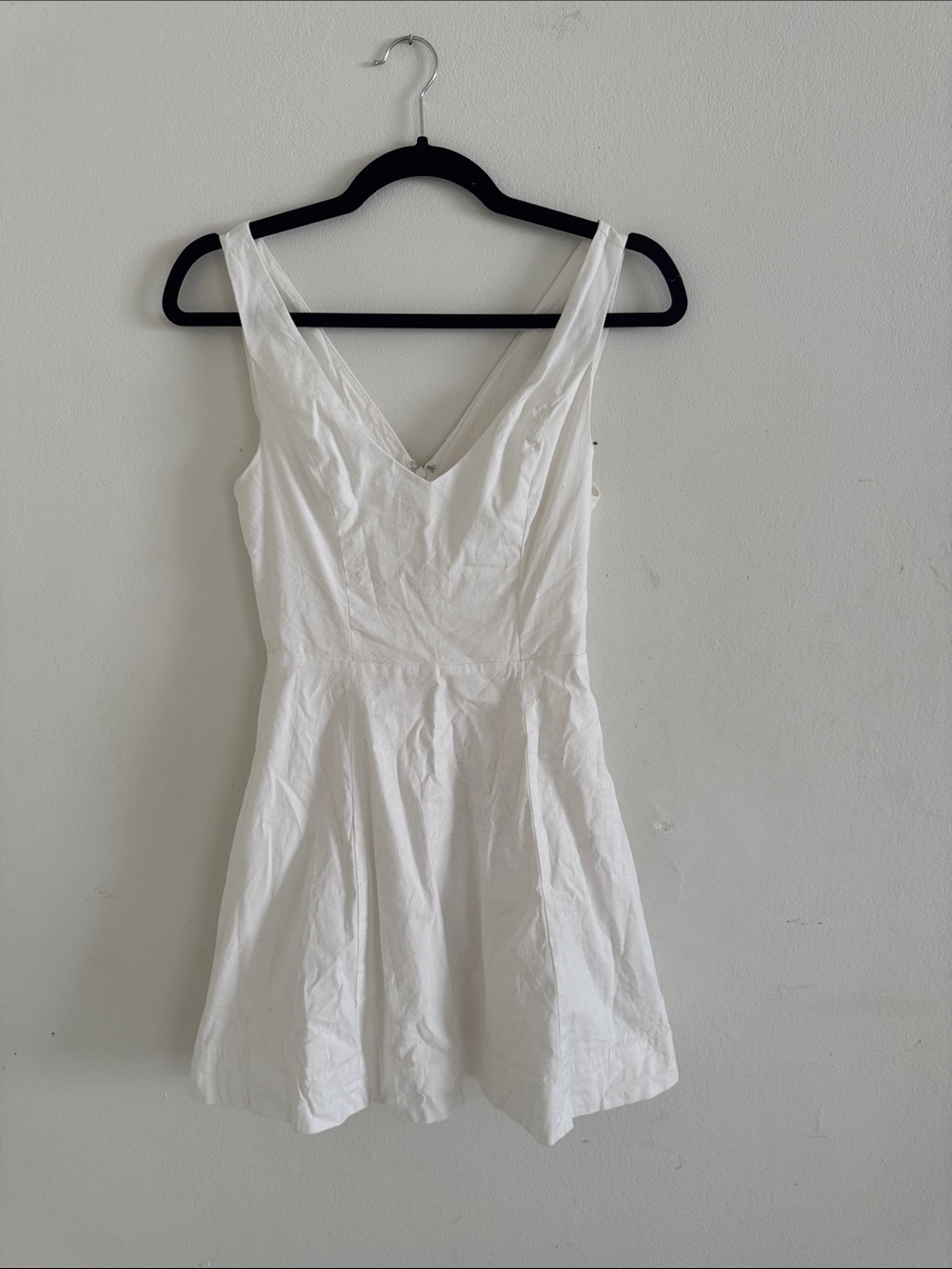 Reformation Classic White V-Neck Sleeveless Fit & Flare Dress